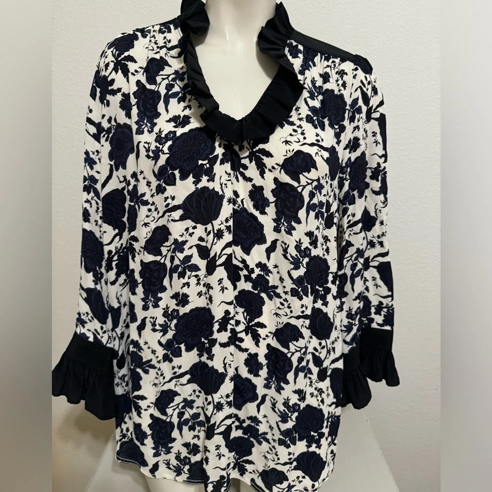 Tory Burch Floral Viscose and Silk Inky Blooms navy white Ruffle Blouse‎ M
